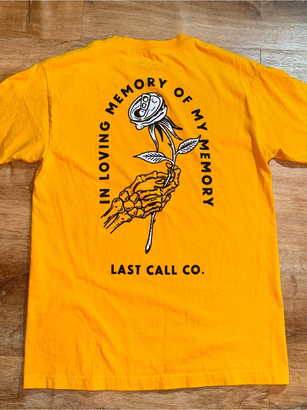 Last Call Co Men's Tee Shirt Size M Zummies Vans Mall Core Yellow NWOT Skater M
